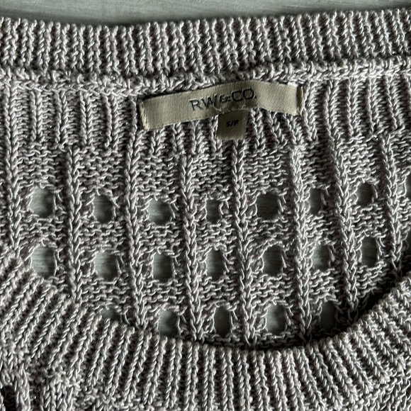 Pink Top RW & Co - Picture 3 of 4